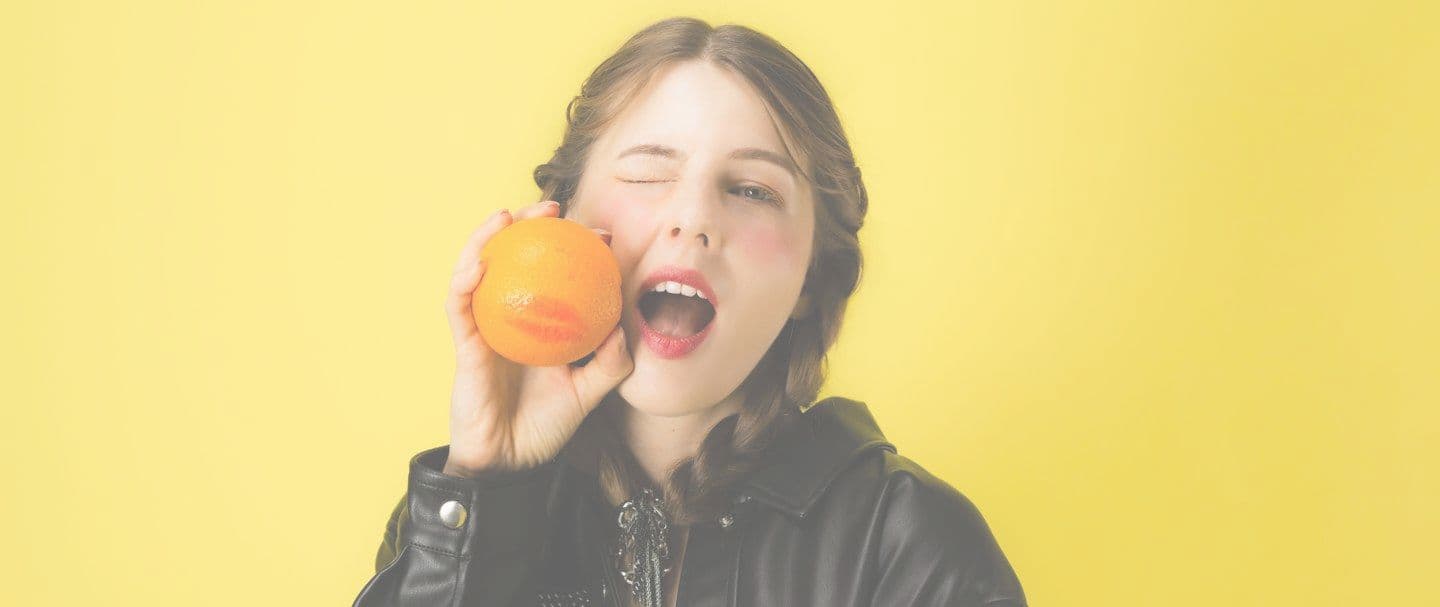 モデルの宣材写真例（大阪・土佐堀）